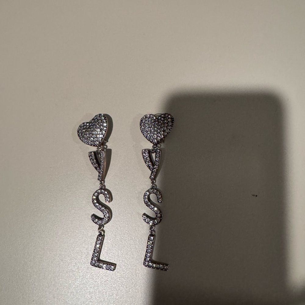 Saint Laurent

OPYUM YSL Heart Earrings